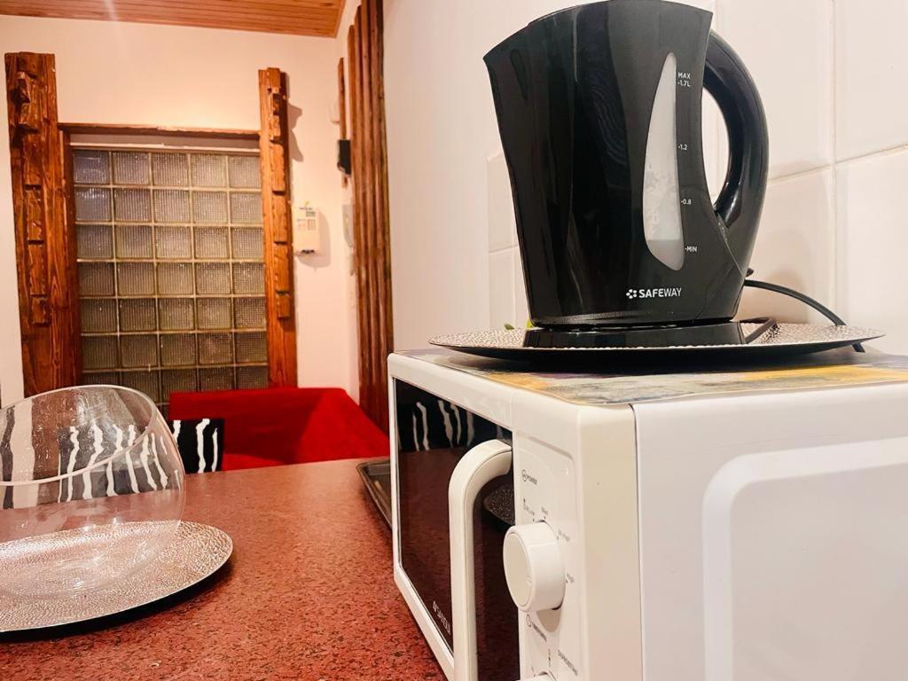Coastwave Guest House ウォルビスベイ エクステリア 写真