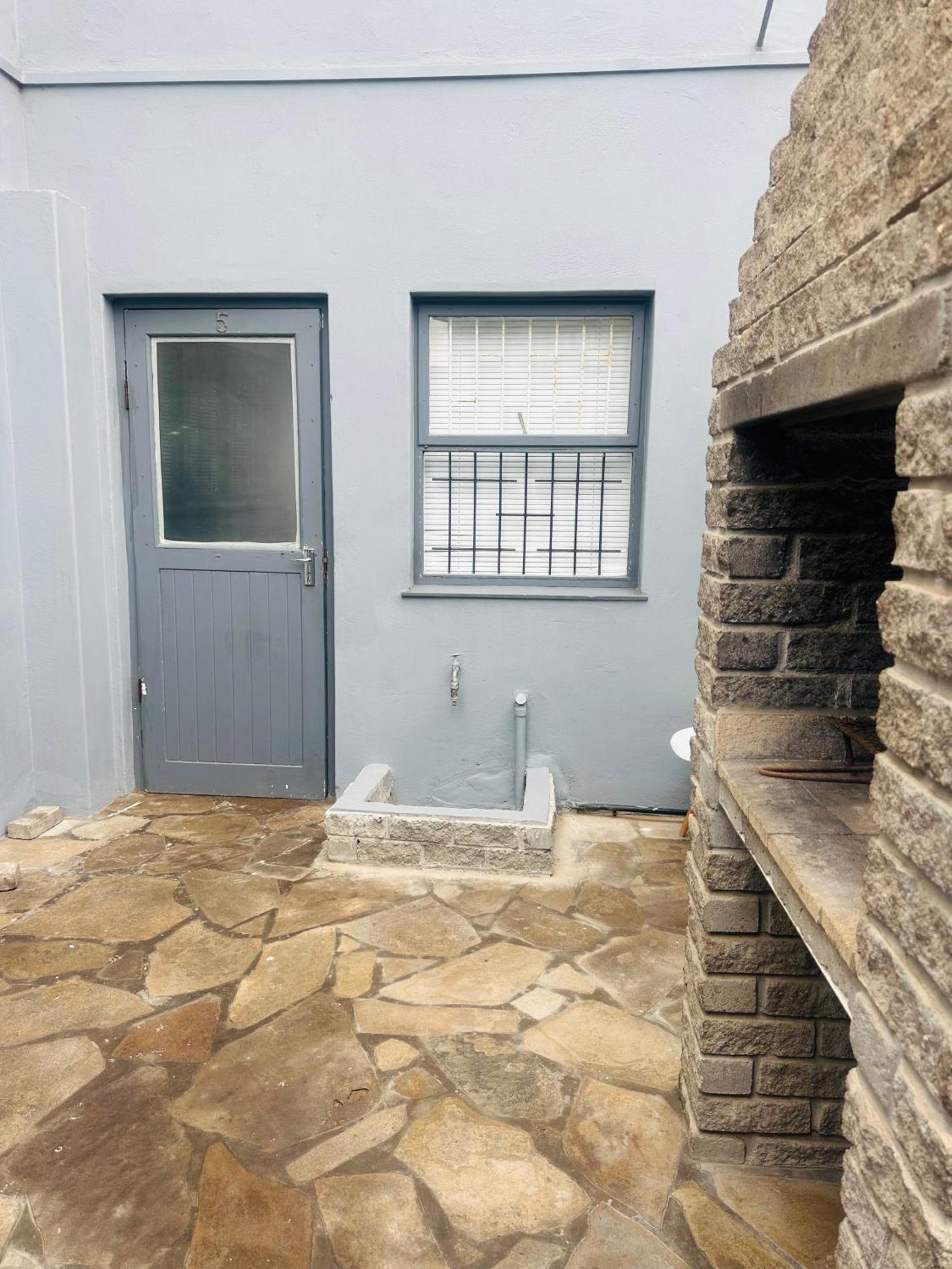 Coastwave Guest House ウォルビスベイ エクステリア 写真