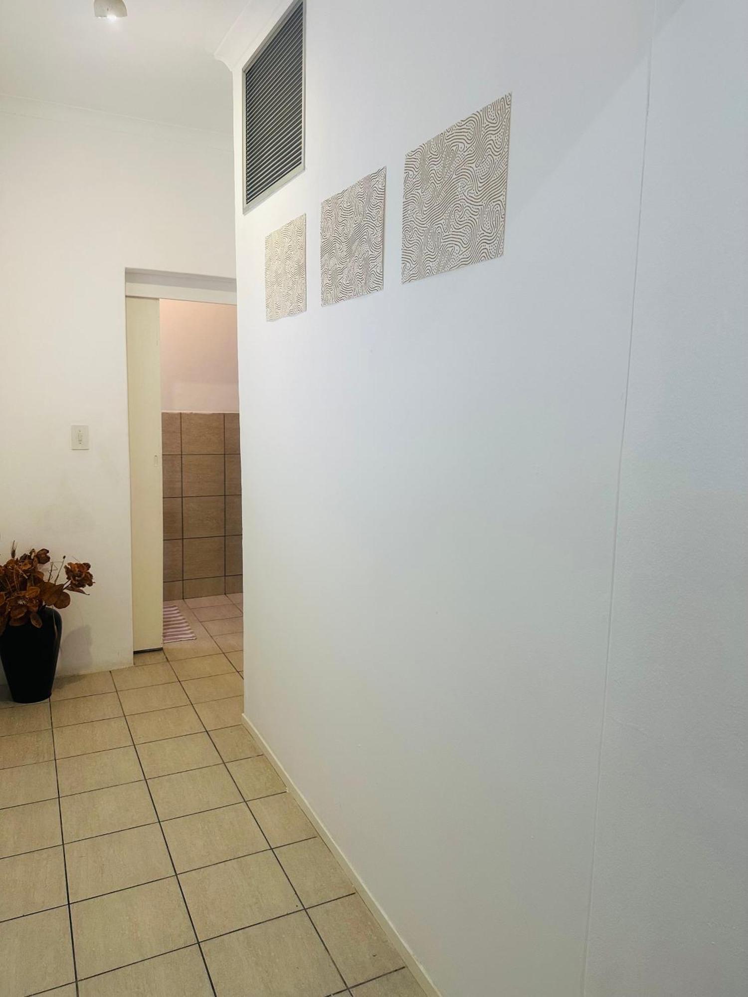 Coastwave Guest House ウォルビスベイ エクステリア 写真